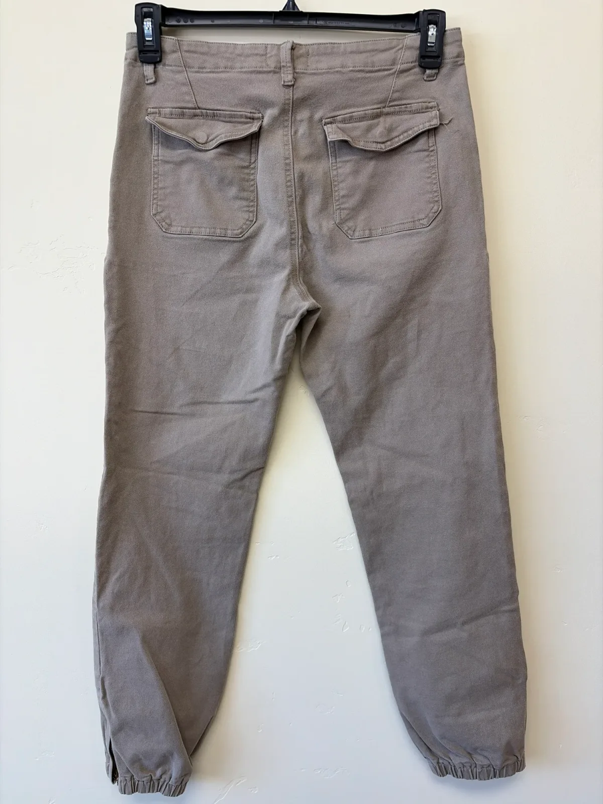 Listicle Women's Taupe Cotton Stretch Cargo Utility Joggers with Zipper Ankle Cuffs — Size Large photo 3