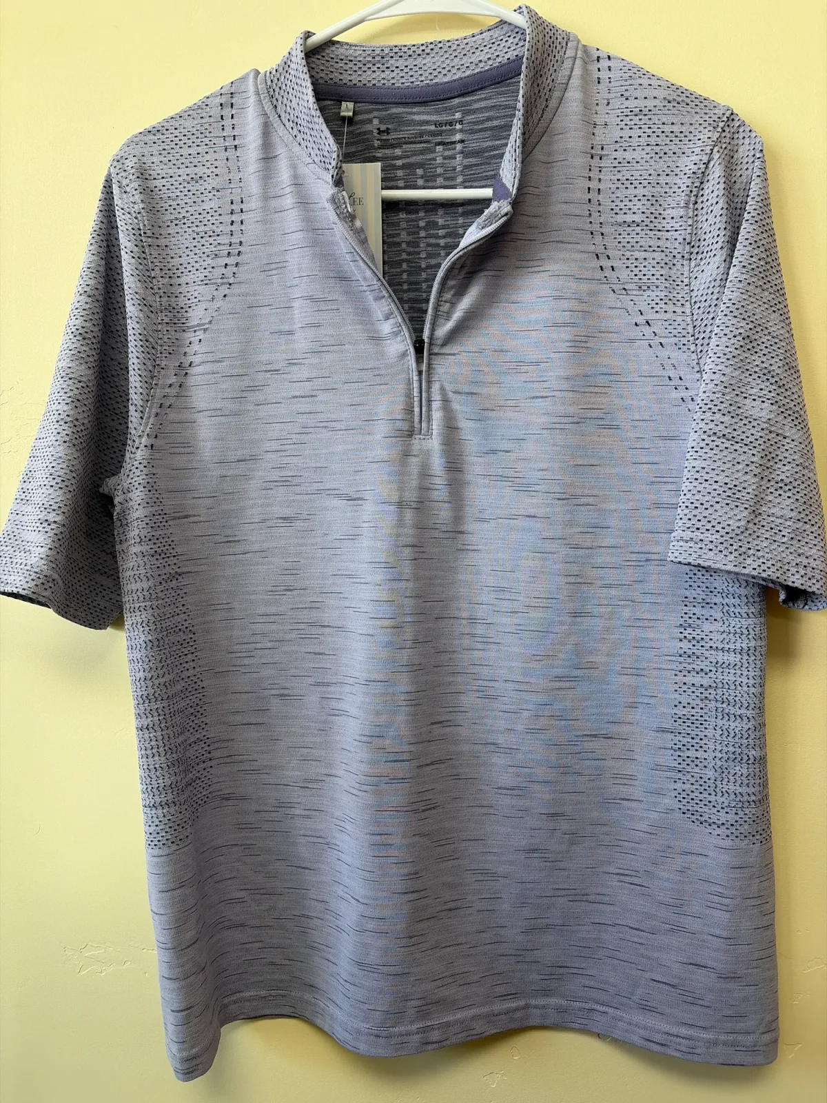 Foto 2 de Under Armour short-sleeve quarter-zip shirt