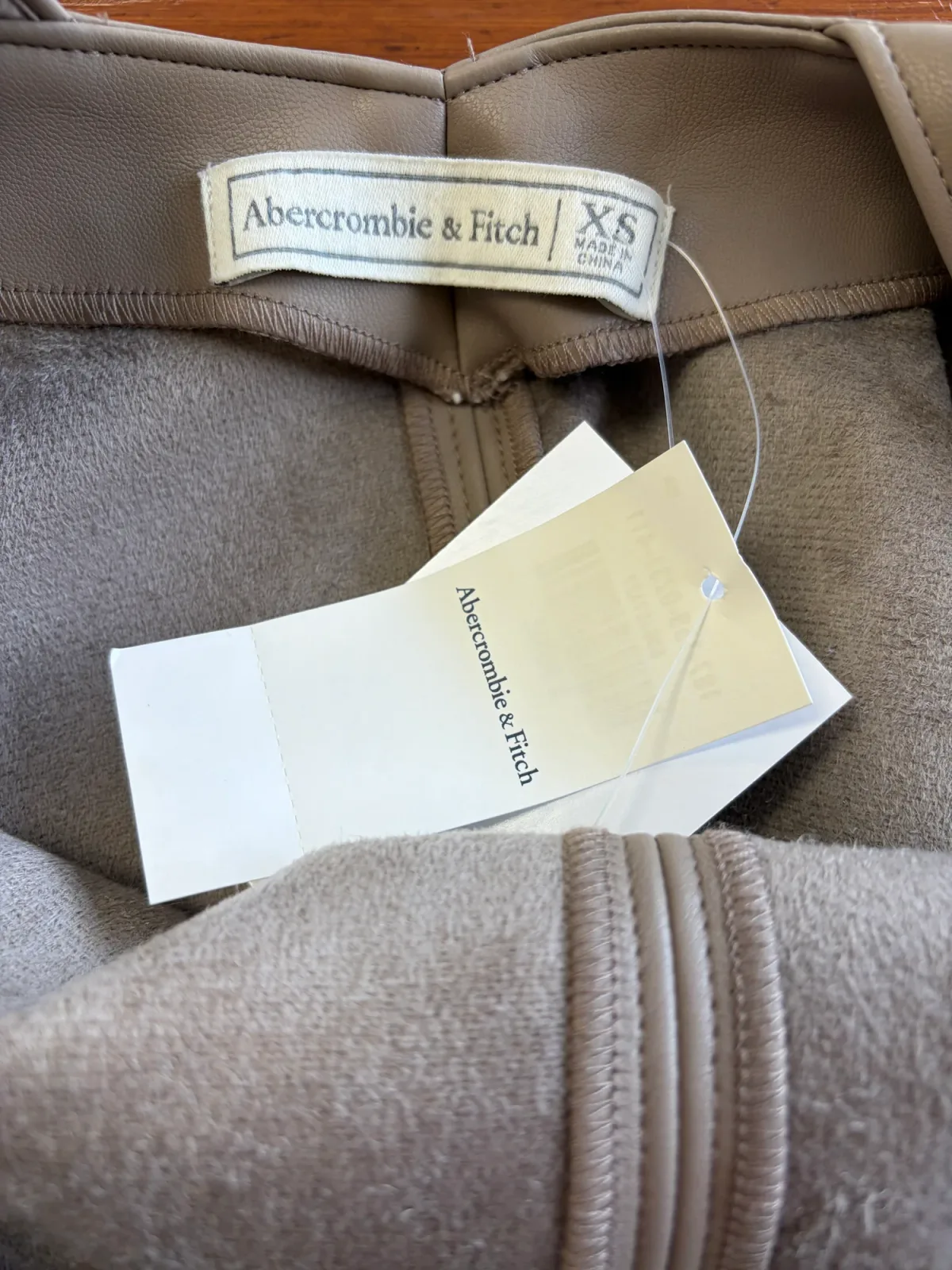 Abercrombie & Fitch NWT Women's Taupe Gray Faux Leather Square Neck Pinafore Jumper Dress Size XS photo 4