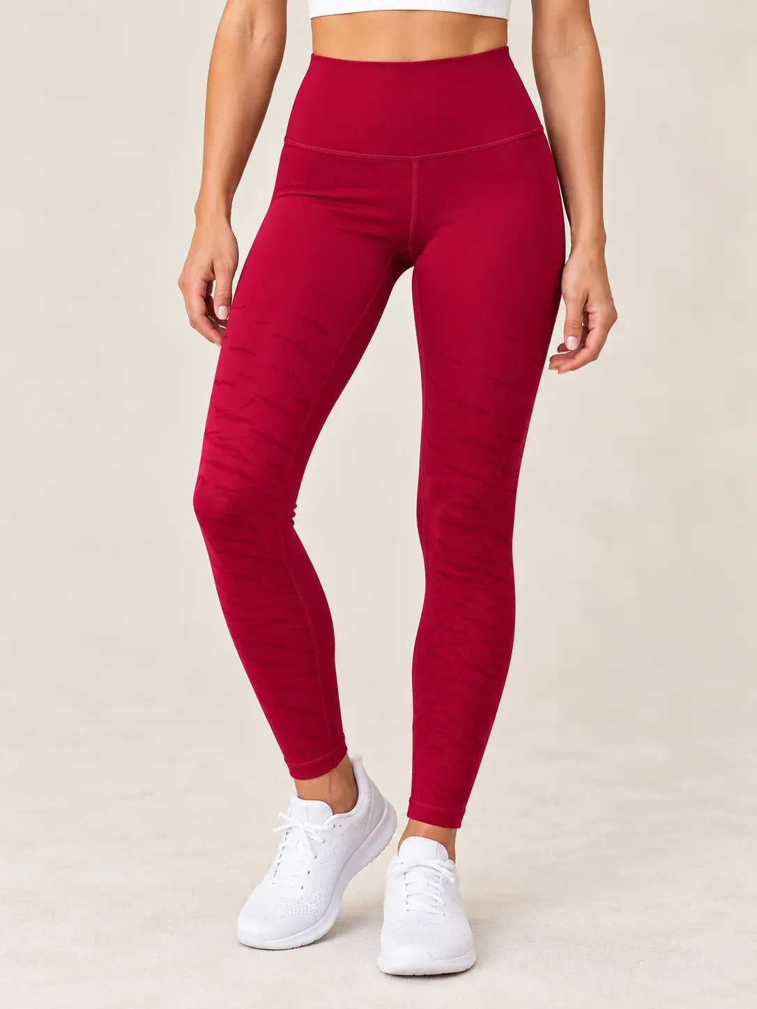 Lululemon NWT Wunder Under High Rise Tight 25" Dark Red Leggings Size 4 Luxtreme