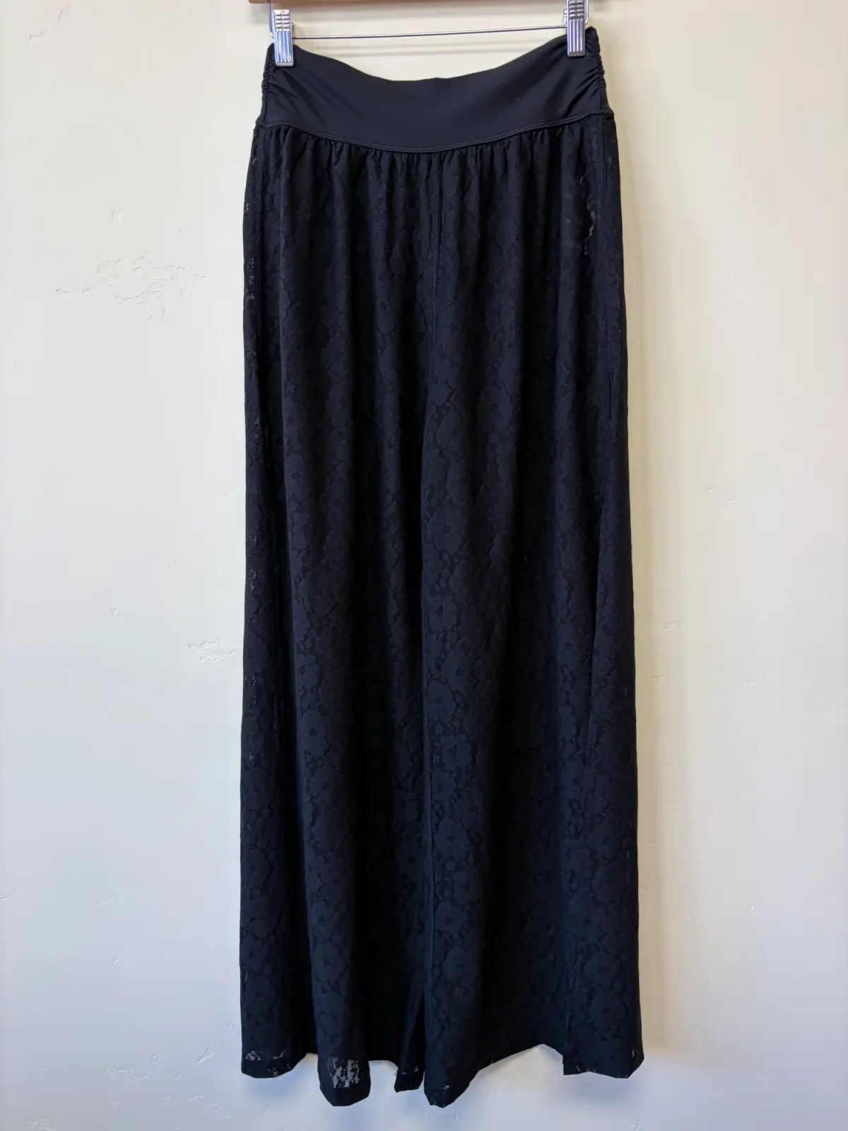 OFFLINE by Aerie Go With The Flow Lace Side-Slit Wide-Leg Pants - Women's Size M photo 2