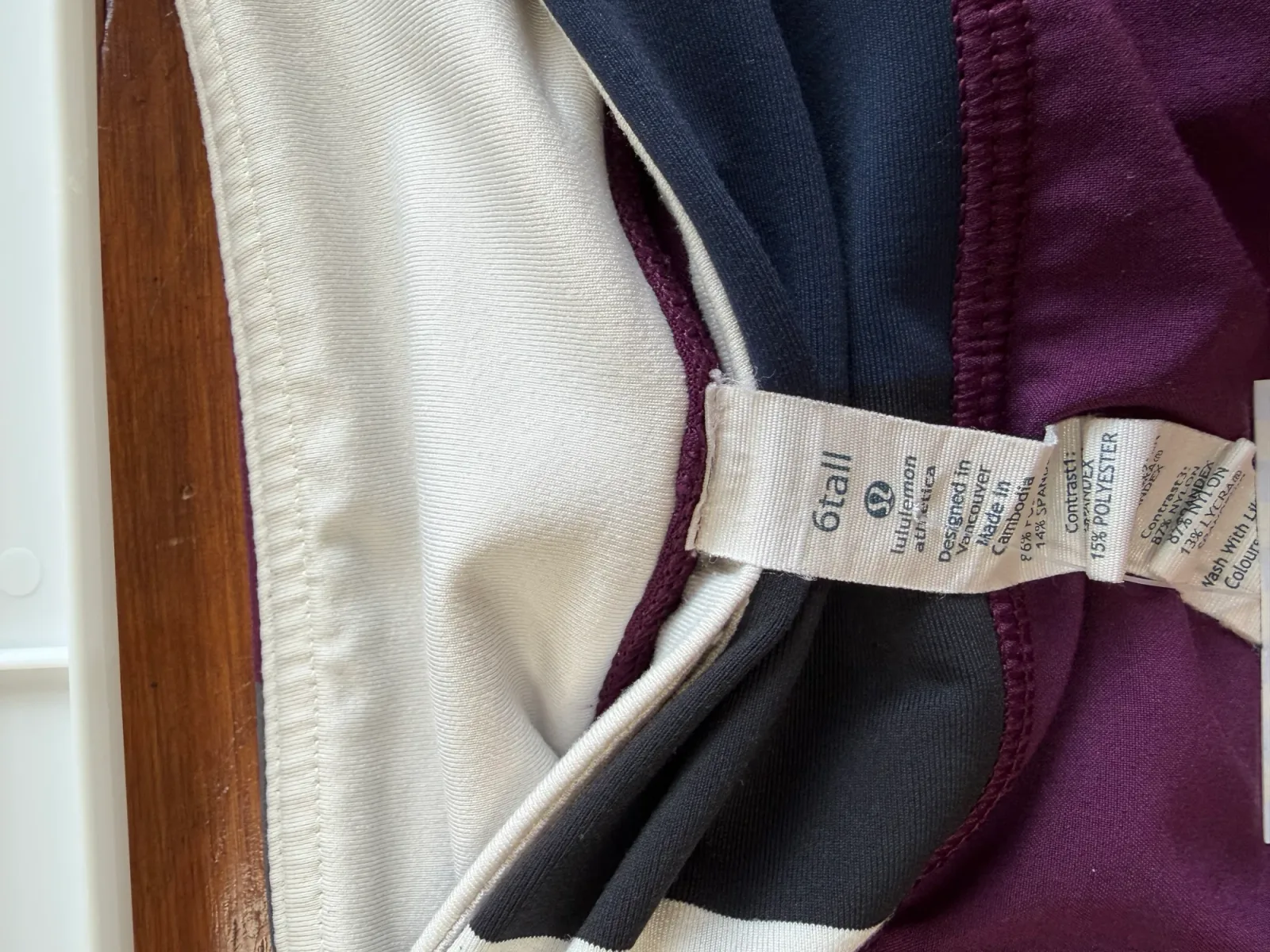 Foto 4 de Lululemon Pace Setter Skirt in Plum / Pow Stripe