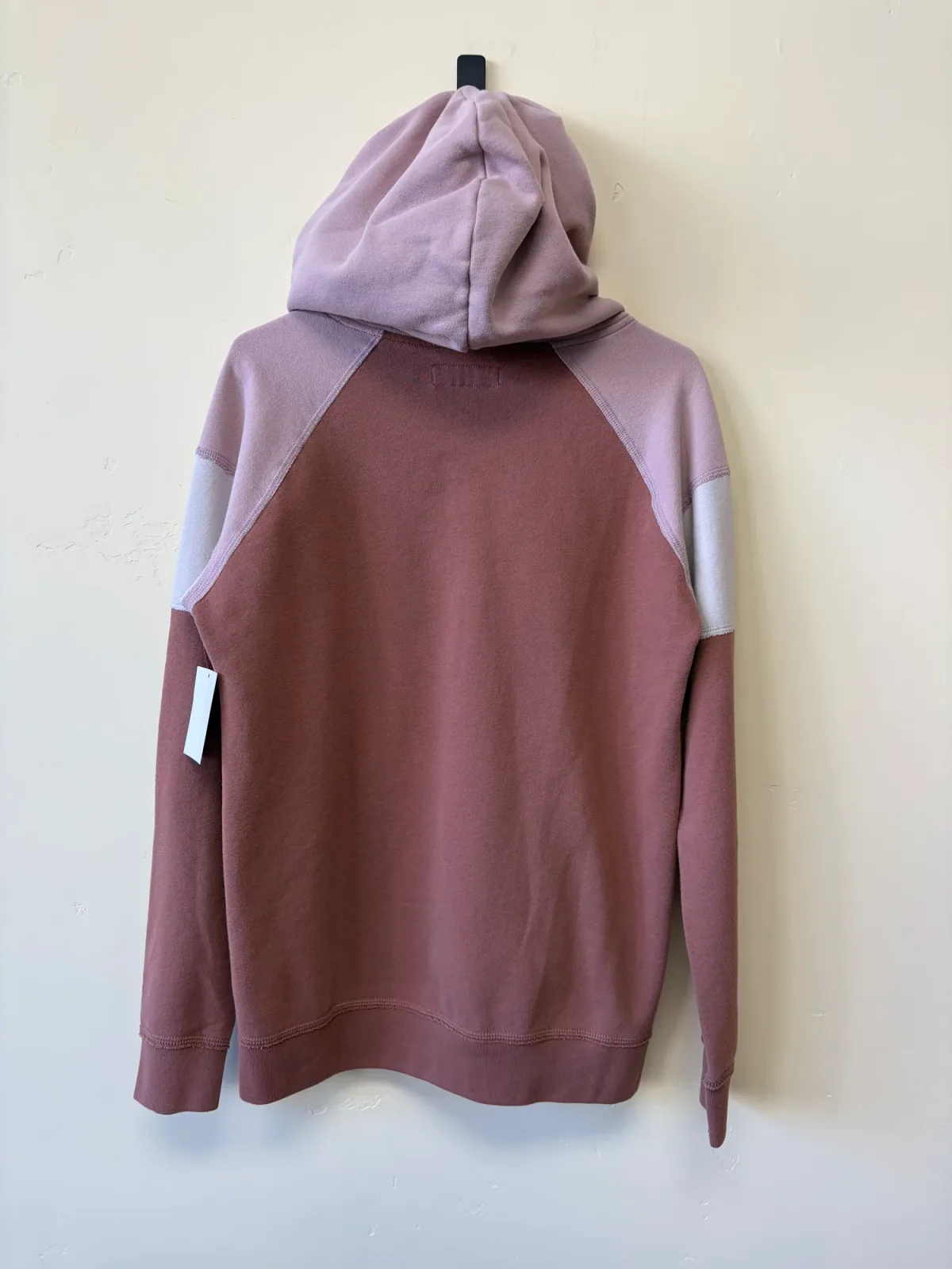 Abercrombie & Fitch Women’s Soft A&F Fleece Colorblock Raglan Hoodie - Mauve/Blush Pink, Size Medium photo 3