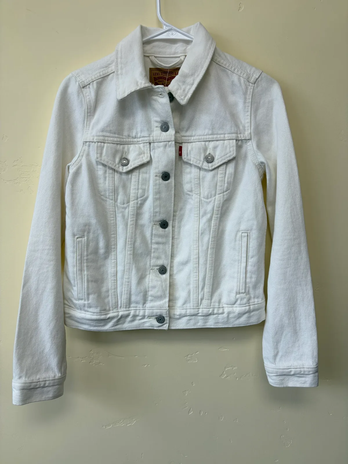 NWT Levi's Original White Denim Trucker Jacket - Size Small photo 2