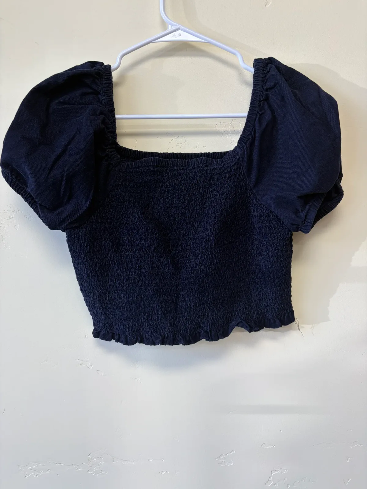 American Eagle Women's Smocked Square Neck Puff Sleeve Crop Top Navy Blue Size M photo 2