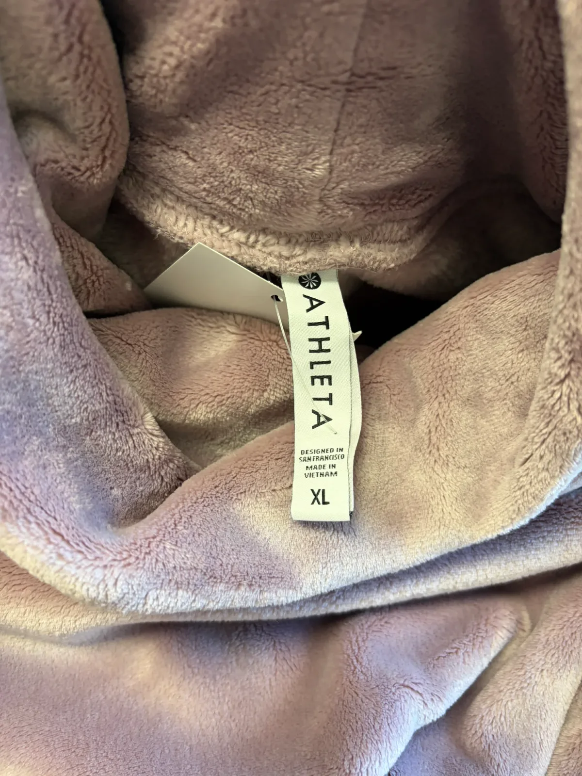 Athleta Cozy Velvet Velour Cowl Neck Pullover Sweatshirt in Mauve - Size XL photo 4