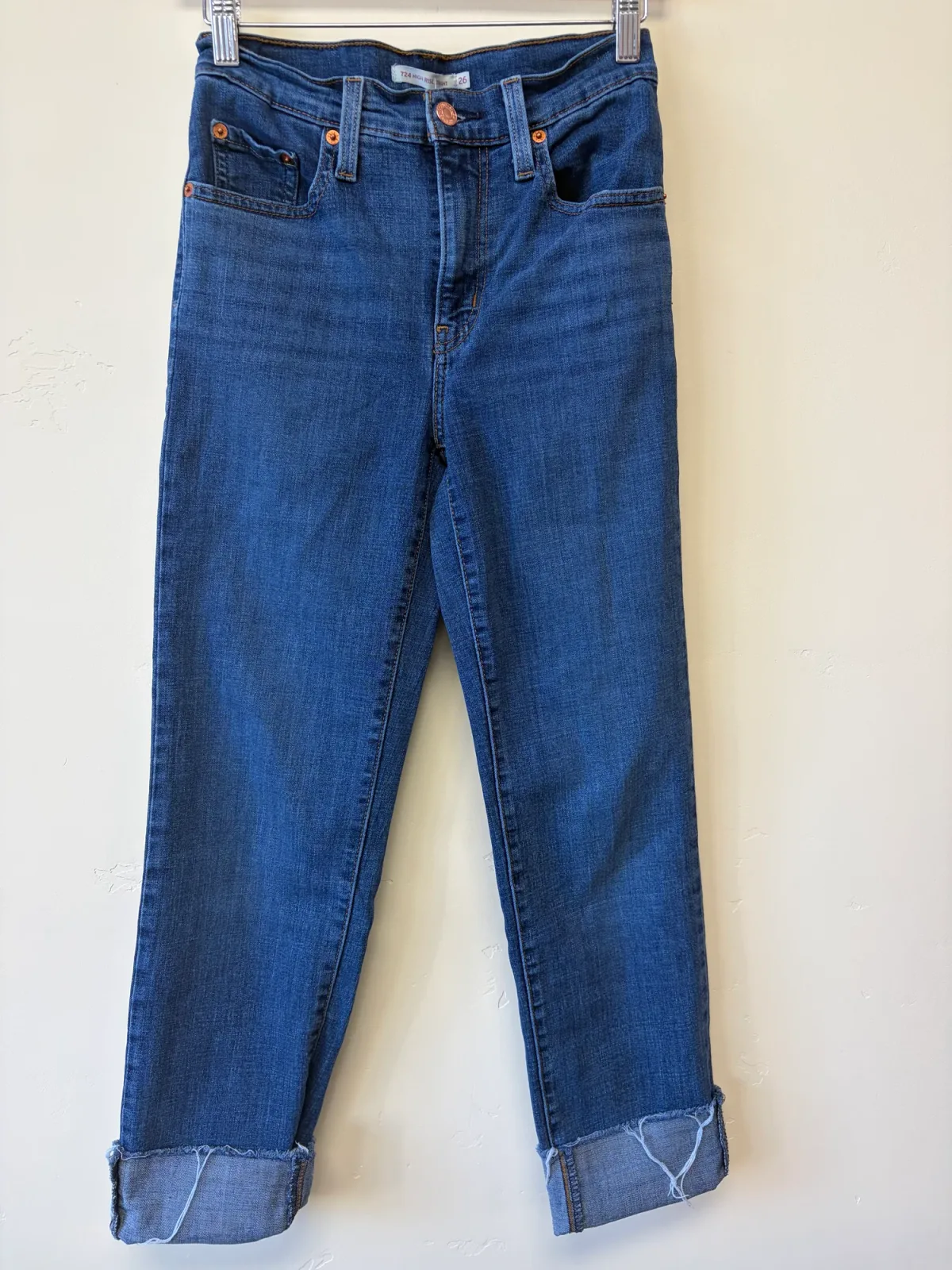 Levi’s Women’s 724 High Rise Straight Cropped Jeans - Medium Wash Denim, Size 26 photo 2
