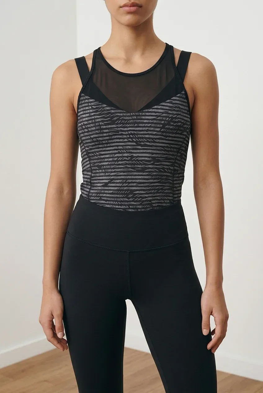 Lululemon Running In The City Tank Stripe Play Slate Black Size 8