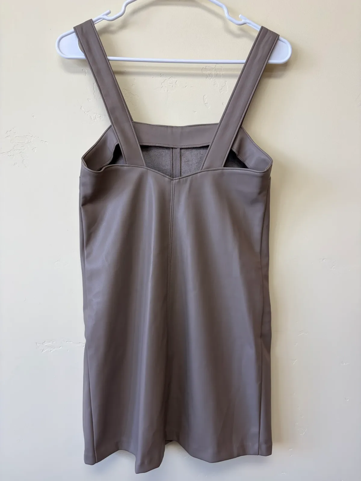 Abercrombie & Fitch NWT Women's Taupe Gray Faux Leather Square Neck Pinafore Jumper Dress Size XS photo 3