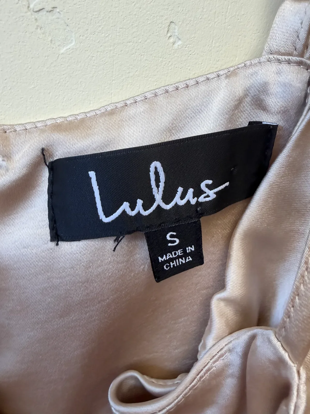 Lulus Women's Satin Ruched Crop Top Champagne Beige Cami Strap Size S photo 4