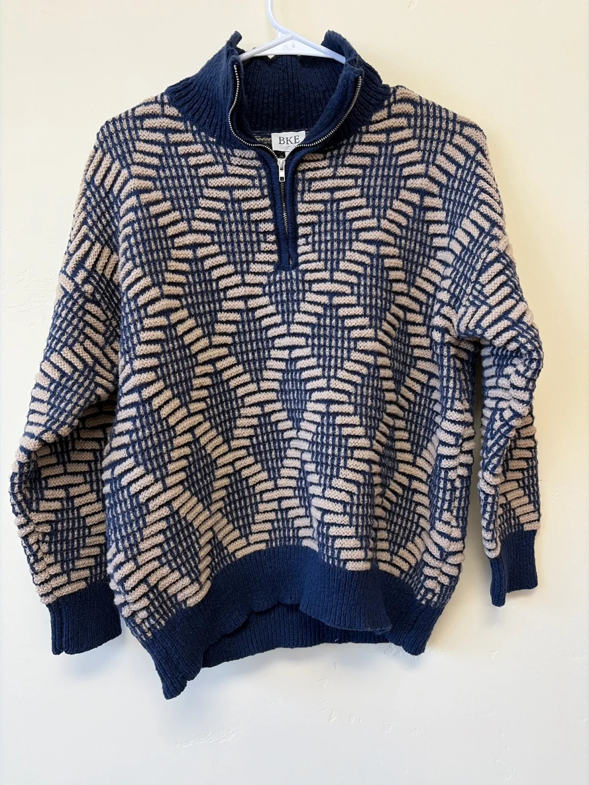 BKE Women's Navy and Tan Geometric Knit Quarter-Zip Pullover Sweater — Size Medium photo 2