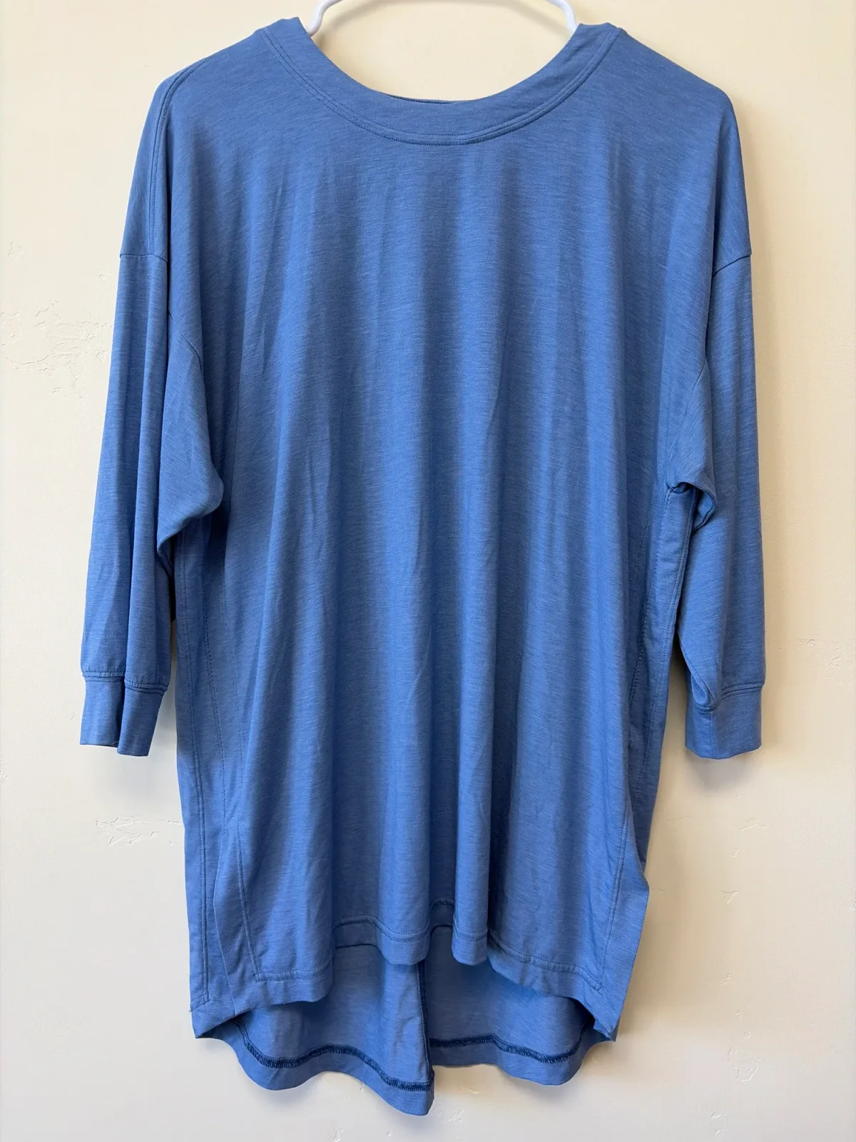 Athleta Women's Slate Blue Breeze 3/4 Sleeve Tunic Top — Size Small photo 2