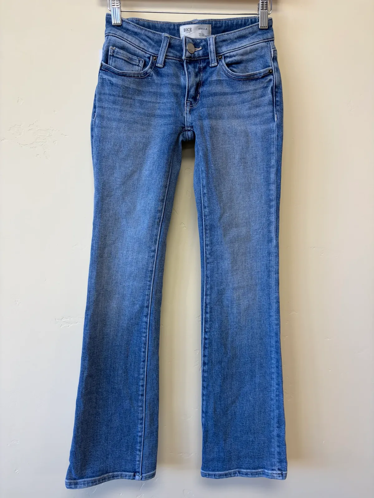BKE Stella Women’s Low Rise Slim Fit Tailored Bootcut Jeans - Medium Wash Denim, Size 23 x 32 photo 2