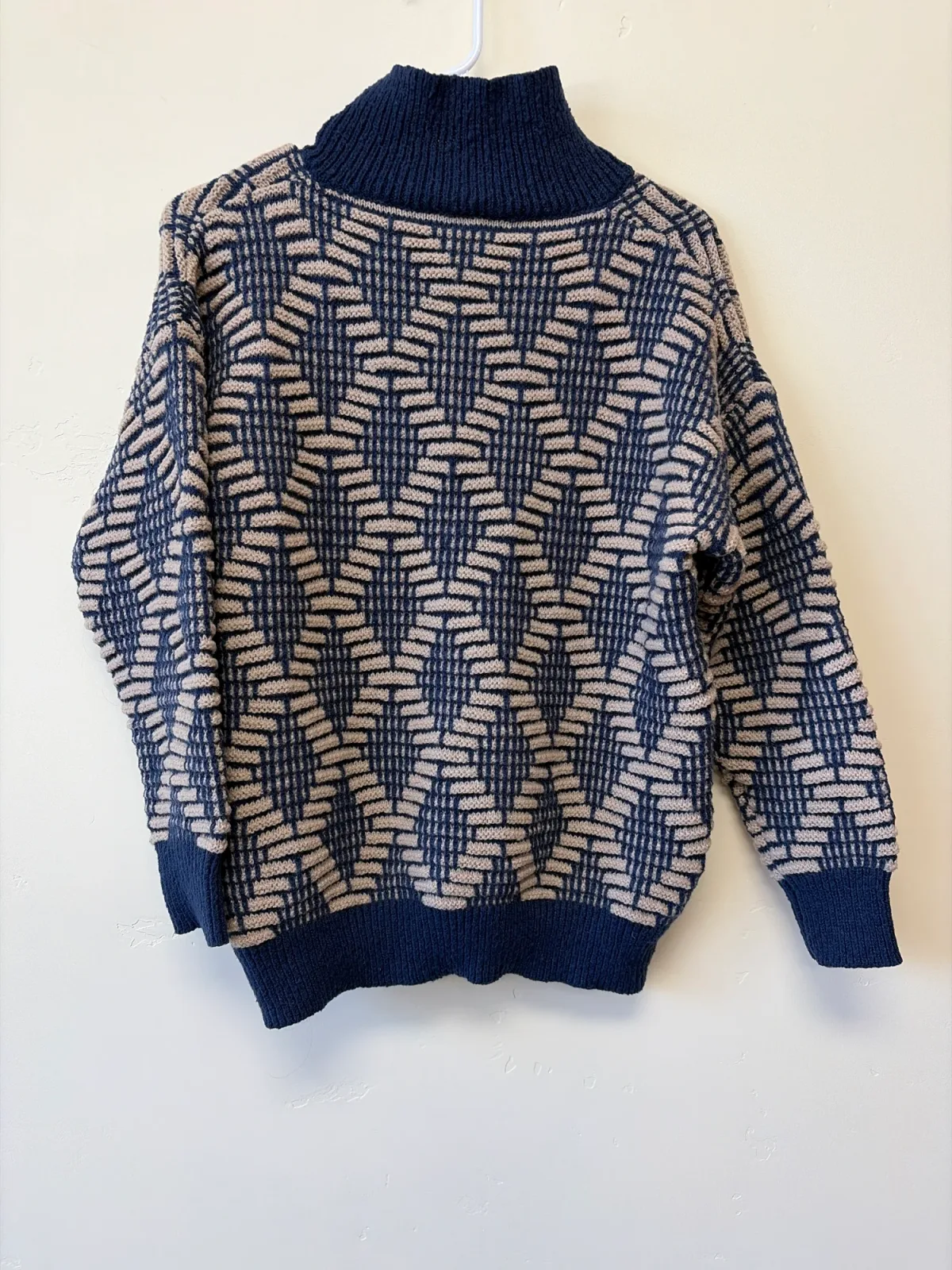 BKE Women's Navy and Tan Geometric Knit Quarter-Zip Pullover Sweater — Size Medium photo 3