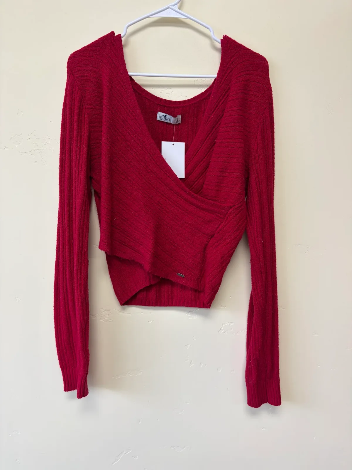 Hollister Women's Red Ribbed Knit Faux Wrap Long Sleeve Crop Sweater Size L photo 2
