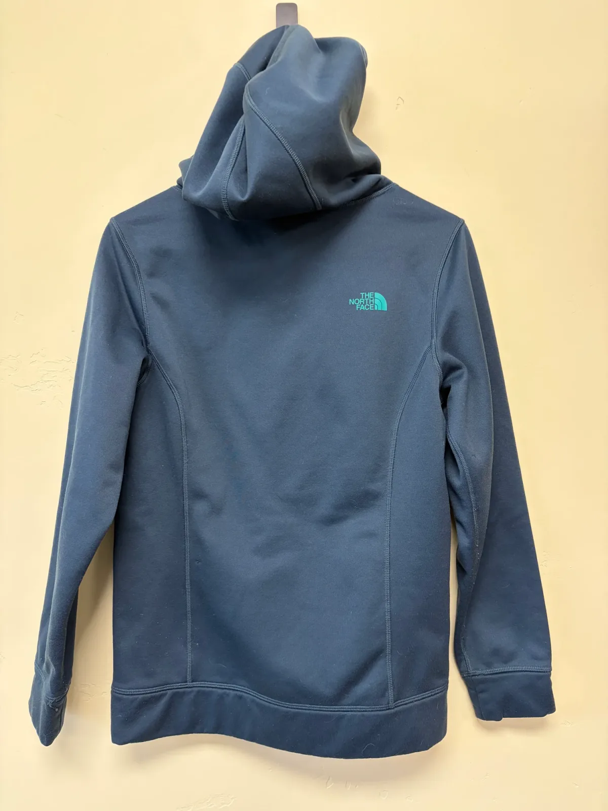 The North Face Women's Half Dome Logo Pullover Hoodie Size Medium Teal Blue photo 3
