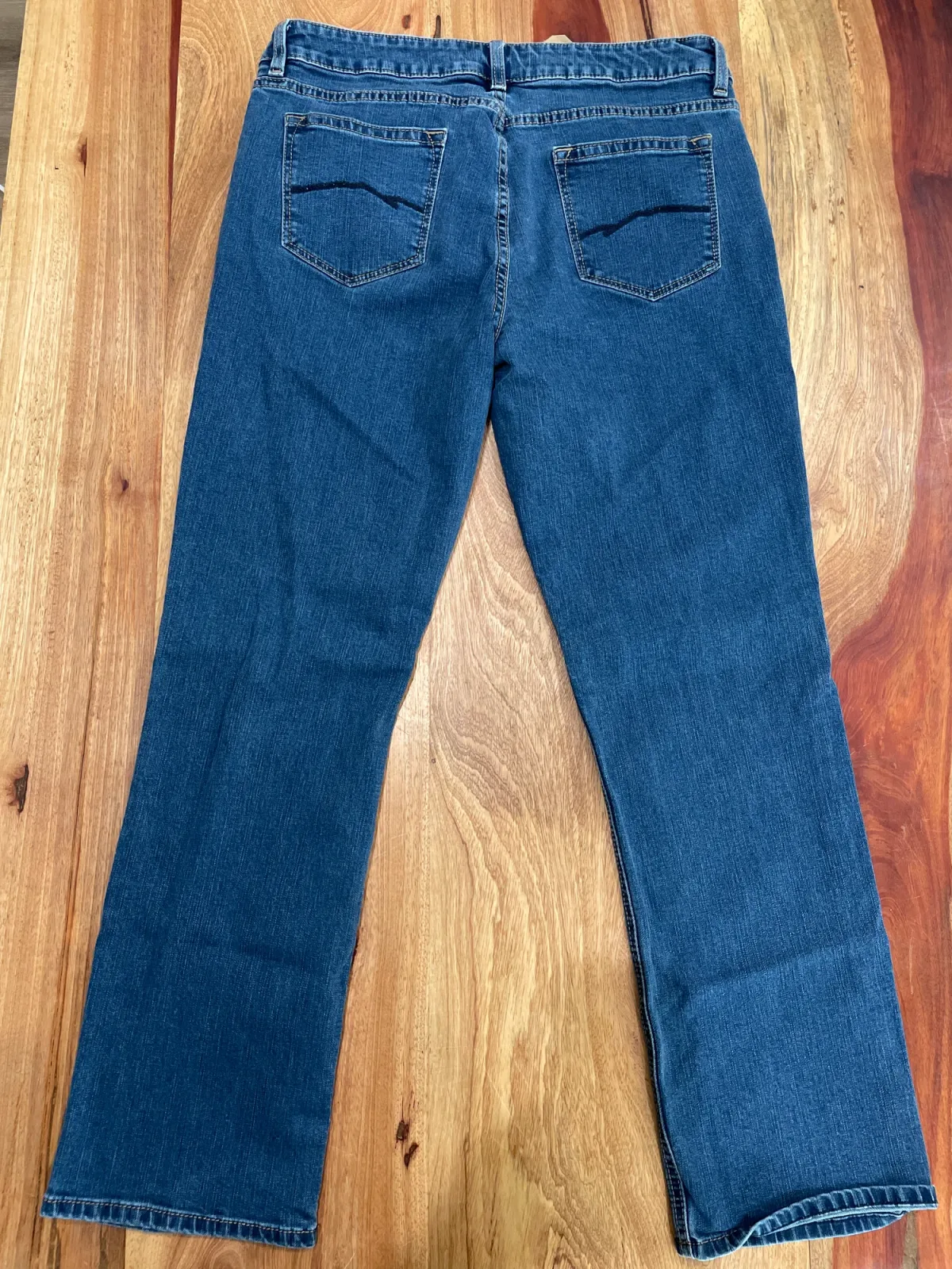 Blue Mountain Women's Straight Jeans sz 14/30" photo 4