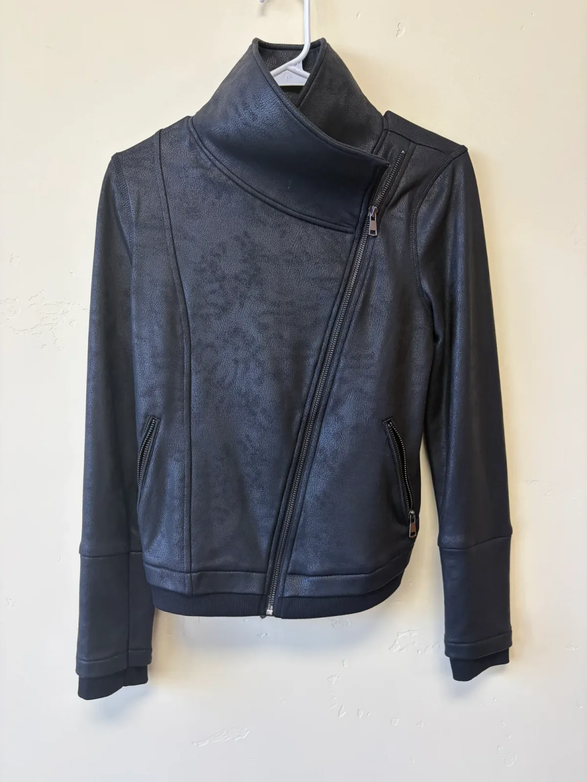 Böhme Women’s NWT Asymmetric Faux Leather Moto Jacket - Textured Black, Size Small photo 2