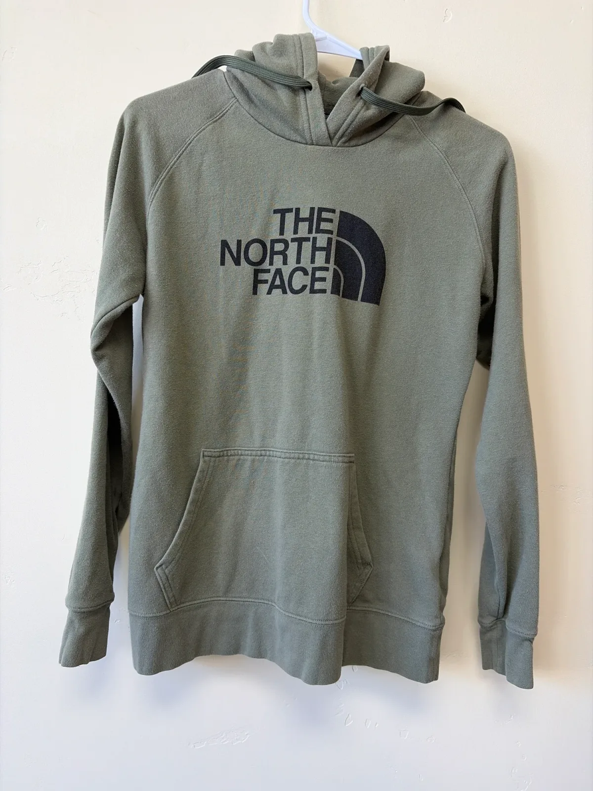 The North Face Women's Sage Green Drew Peak Logo Hoodie — Size Small photo 4