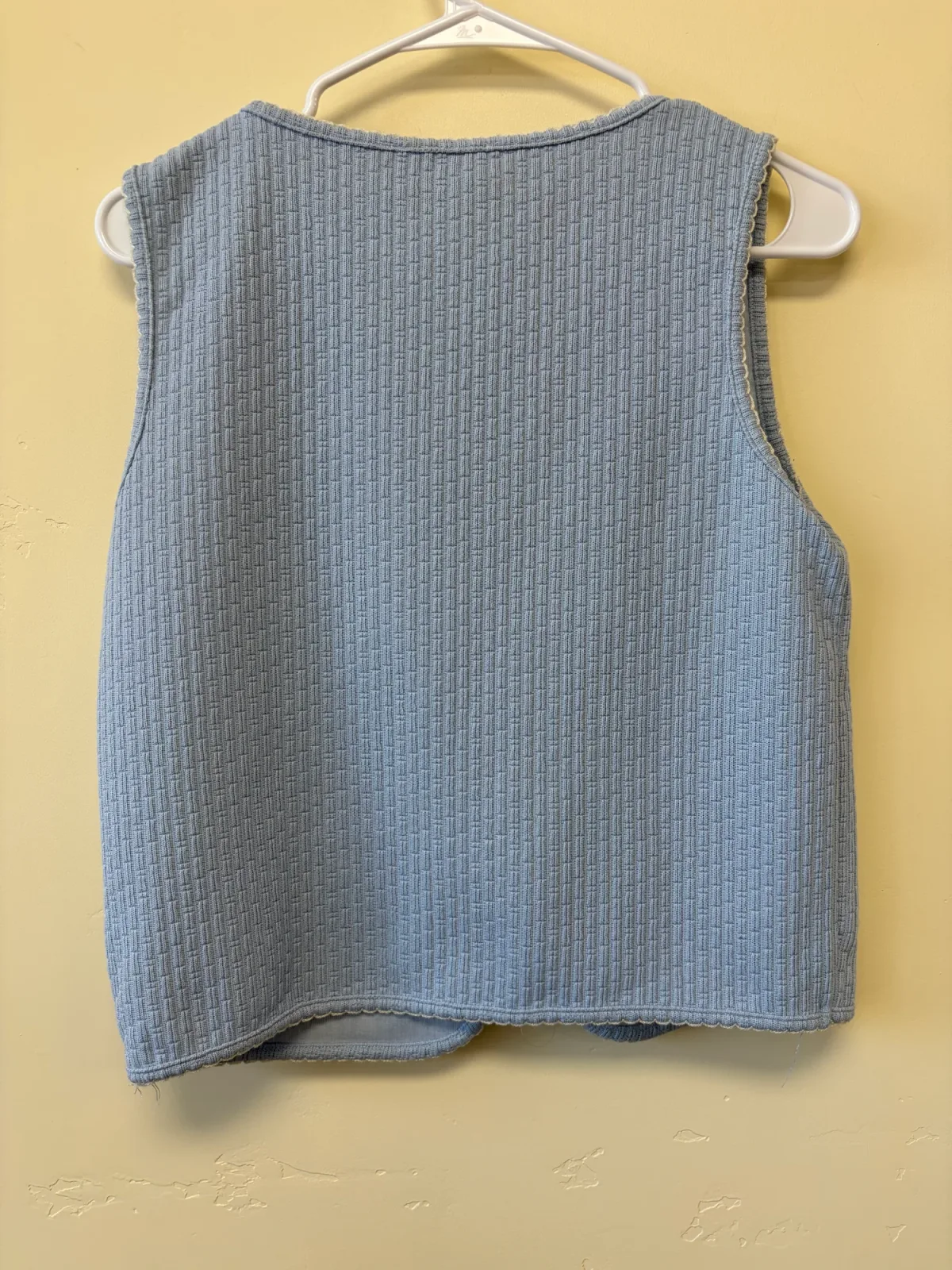 Foto 3 de böhme Dusty Blue Textured Tie-Front Layering Sweater Vest - Size S